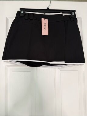 Nica Black Skort with White Trim